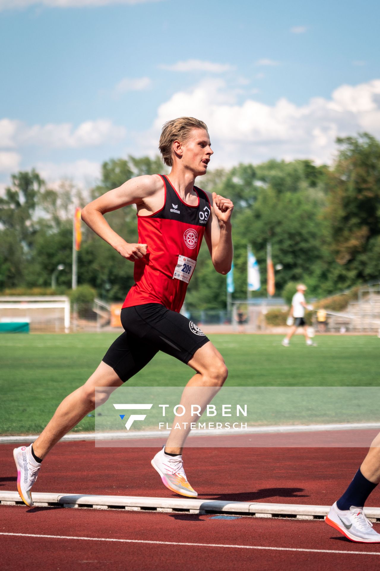 Mika Pikutzki (LG Osnabrueck) ueber 800m am 03.07.2022 waehrend den NLV+BLV Leichtathletik-Landesmeisterschaften im Jahnstadion in Goettingen (Tag 1)